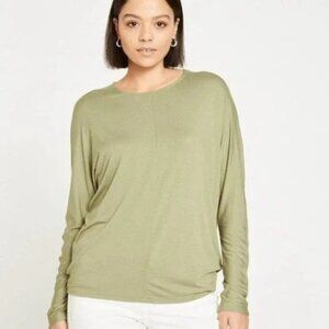 NWT - Universal Standard Crew Neck Dolman Sleeve Top - M(18/20) - Oil Green